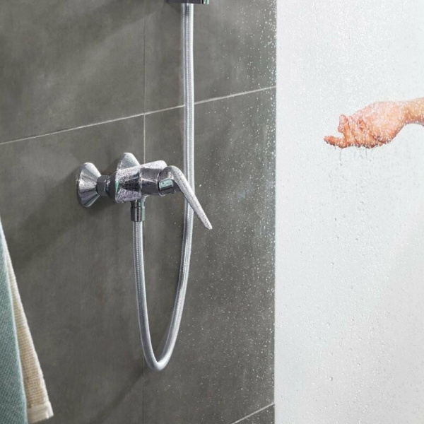 Смеситель для душа Hansgrohe Novus 71060000 хром