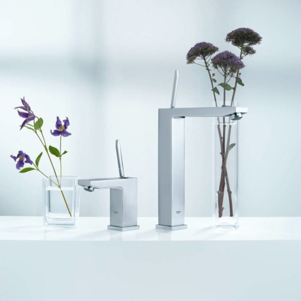 Смеситель для раковины Grohe Eurocube Joy 23656000 хром